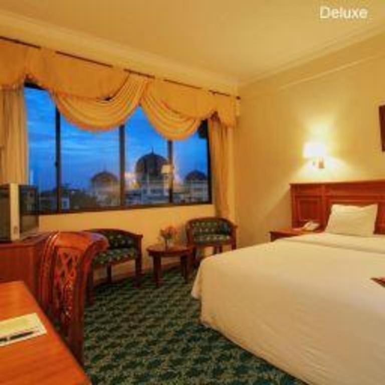Hotel Madani 4*